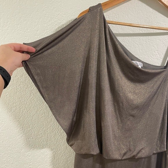 London Times Metallic Silver and Gold Stretchy Formal Dress Size 12 - Picture 3 of 7